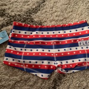 Fleo woman’s medium shorts